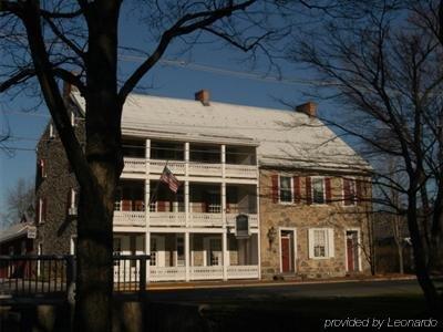 The Fairfield Inn 1757 Екстериор снимка
