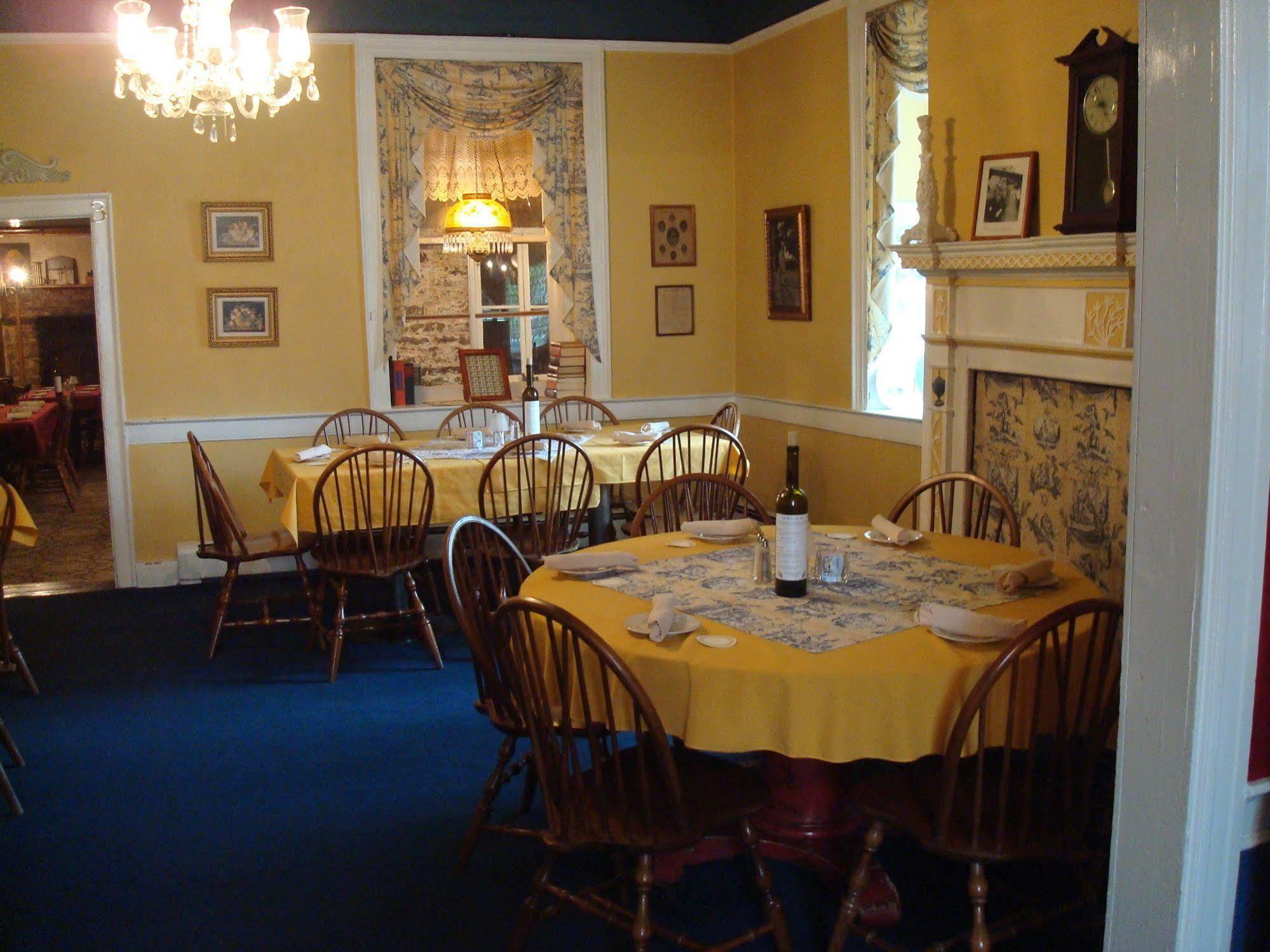 The Fairfield Inn 1757 Екстериор снимка